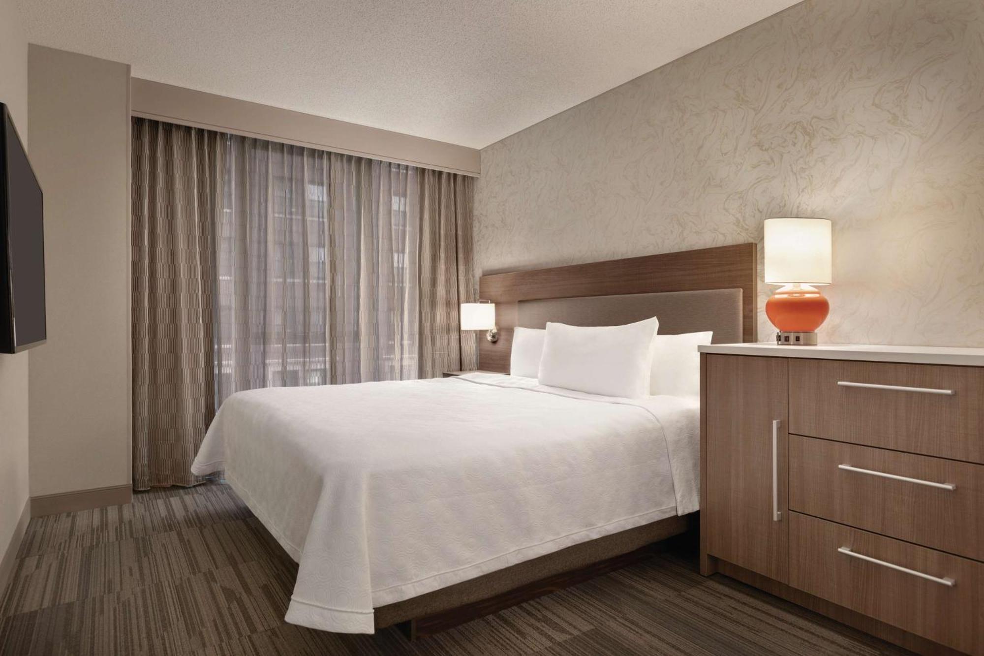 Home2 Suites By Hilton Chicago River North Eksteriør bilde