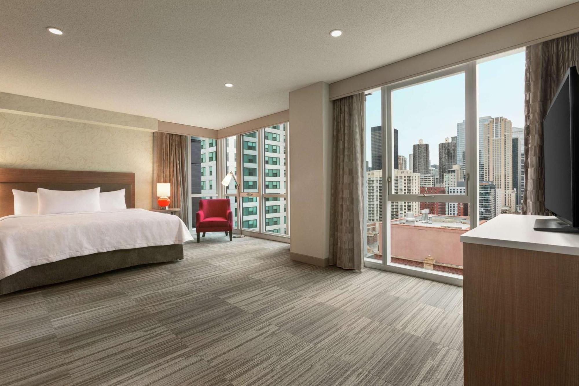 Home2 Suites By Hilton Chicago River North Eksteriør bilde